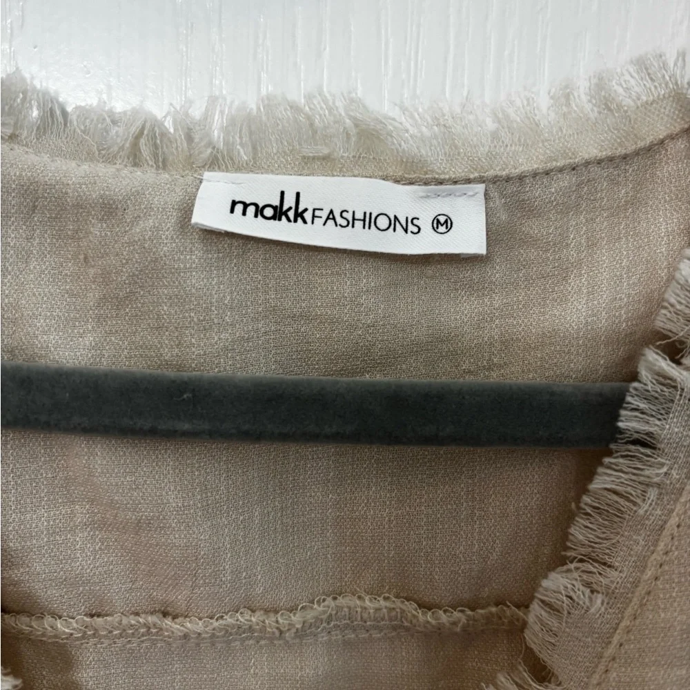 Women's MAKK Fashions Medium Wrap Style Top - Picture 4 of 4